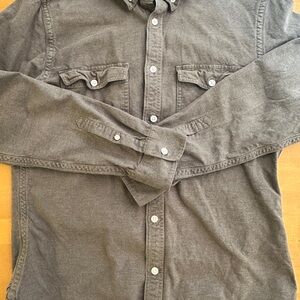 Men's Green Button-Up Shirt